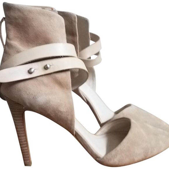 Joe's Jeans Shoes - JOE'S Jeans Nude Laney Suede Pumps